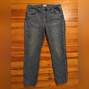 Pistola medium wash skinny jeans